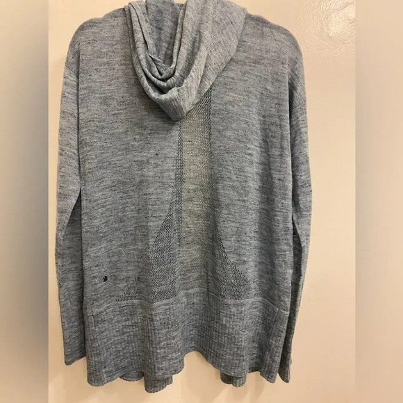 Lululemon Calm and Collected Wrap Heathered Sailboat Blue Size Medium - Picture 6 of 10